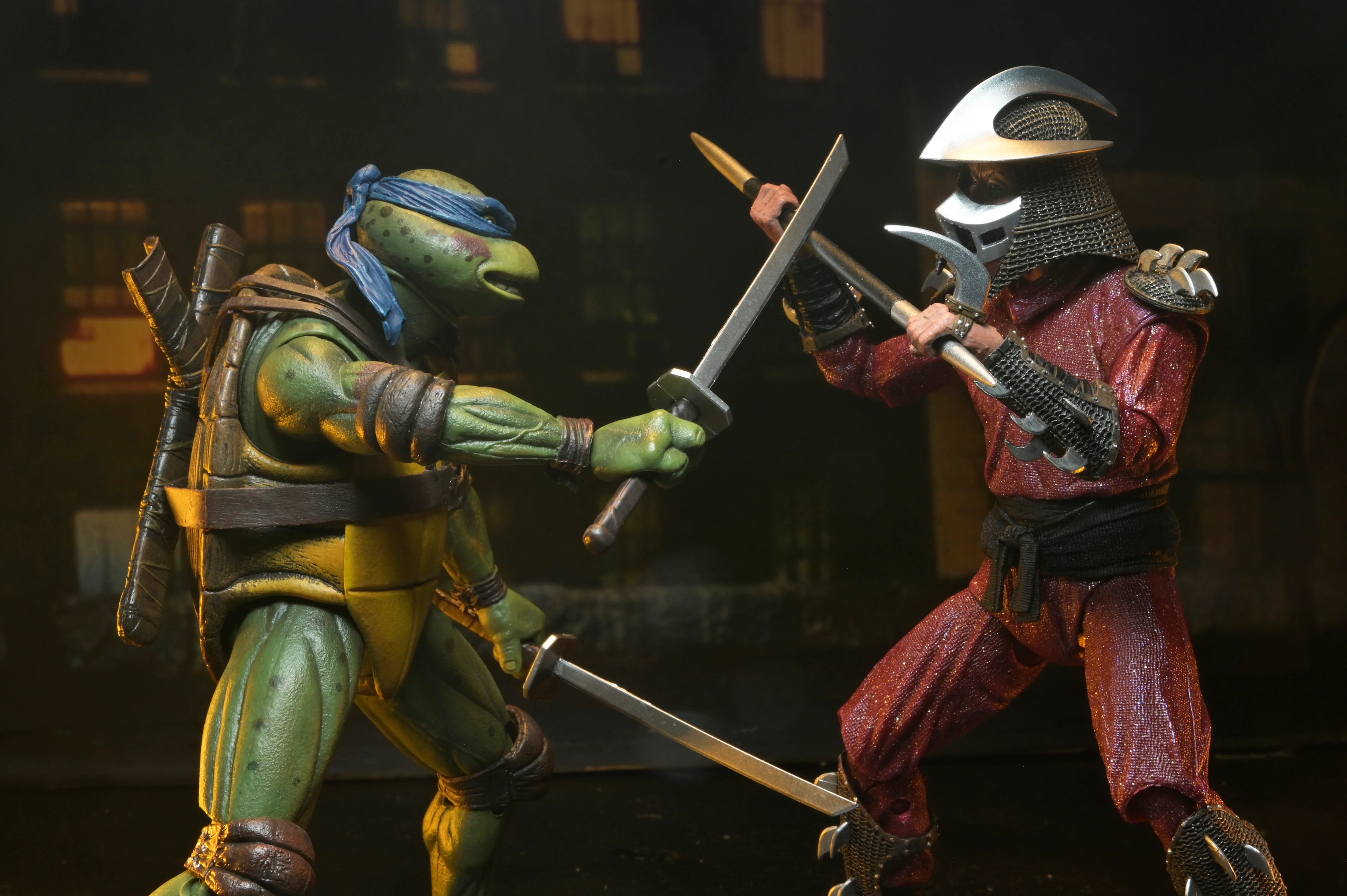 Teenage Mutant Ninja Turtles (1990 Movie) - Rooftop Battle Leonardo vs. Shredder 7" Scale Action Figure (2-Pack)